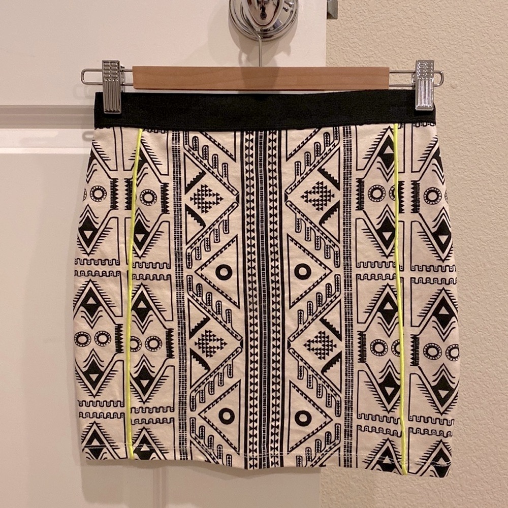 Zara mini skirt size S
